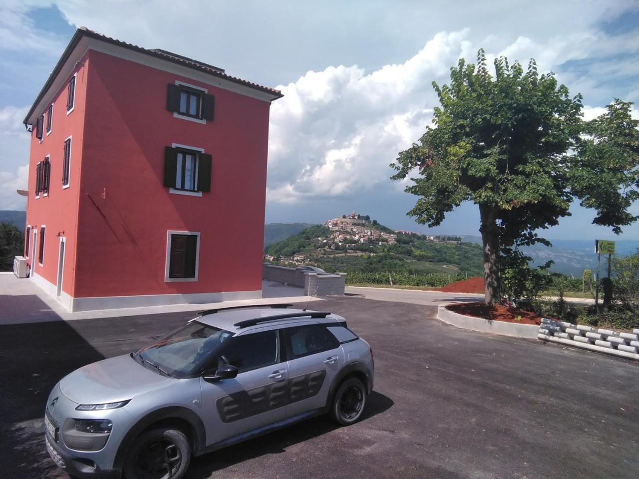 Casa Rossa Motovun Hotel Eksteriør billede