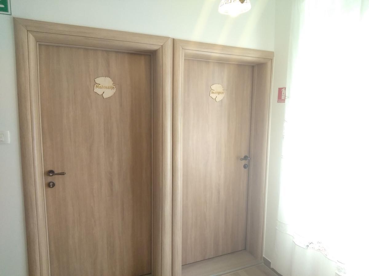 Casa Rossa Motovun Hotel Eksteriør billede